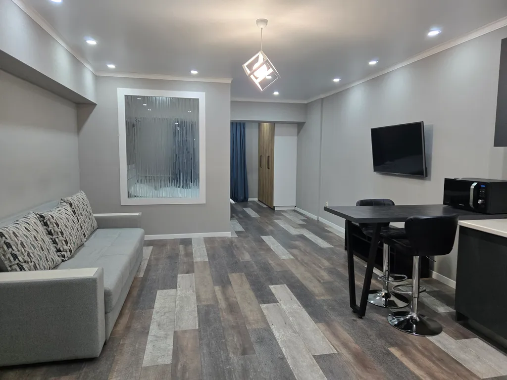 Квартира Стильный апартамент в центре — Алматы