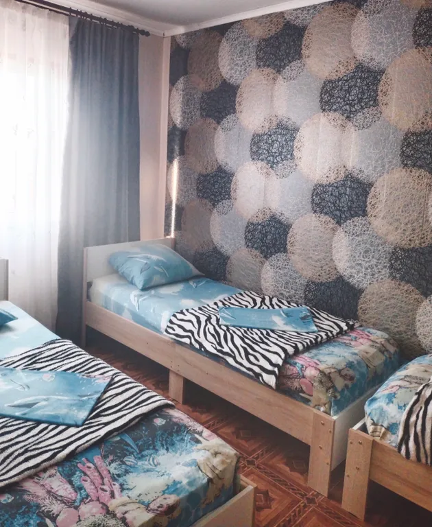 Квартира Квартира Двухкомнатные пятиместный номер — Голубицкая