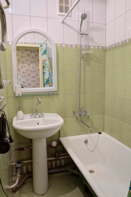 Двухкомнатная квартира у парка Сосновка