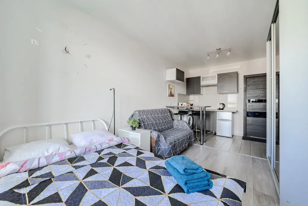 Небольшая студия у метро