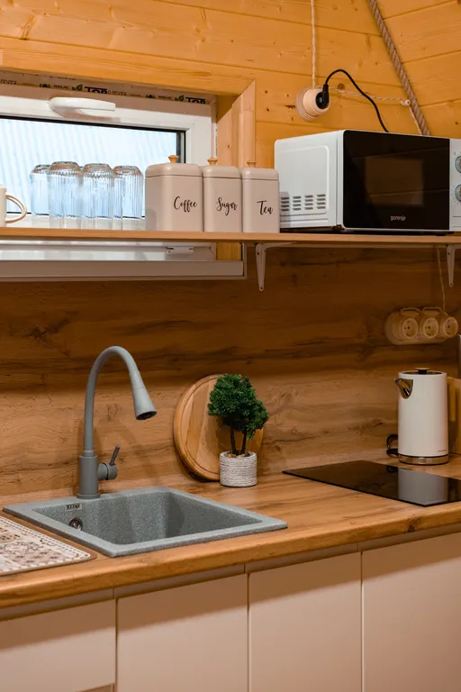 Двухэтажный A-Frame дом у реки Гарабаши с видом на горы