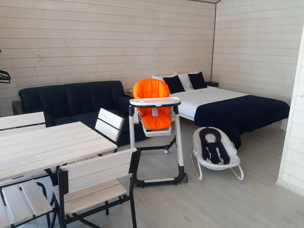 Коттедж Уютный домик на первой линии Азовского моря — Кучугуры