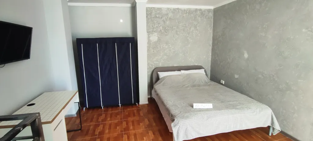 Двухэтажный дом с двориком и мангалом