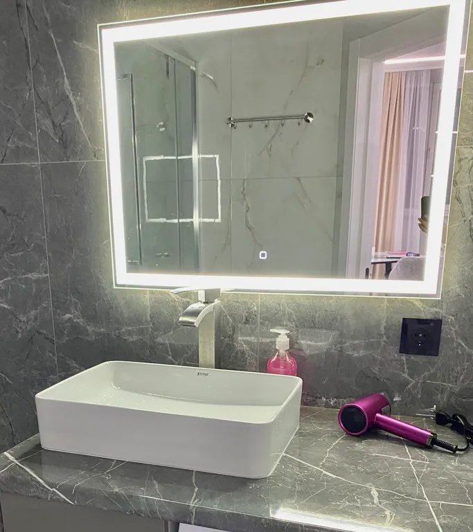 Квартира люкс с видом на гору в 5 мин езды от аэропорта и экспо центра