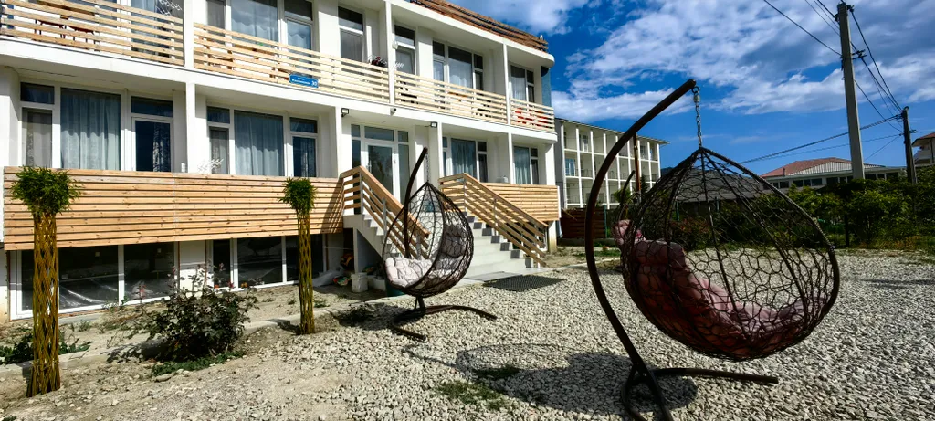 Квартира Двухкомнатные апарты с изолированными комнатами/кухня/стиралка/балконы — Судак