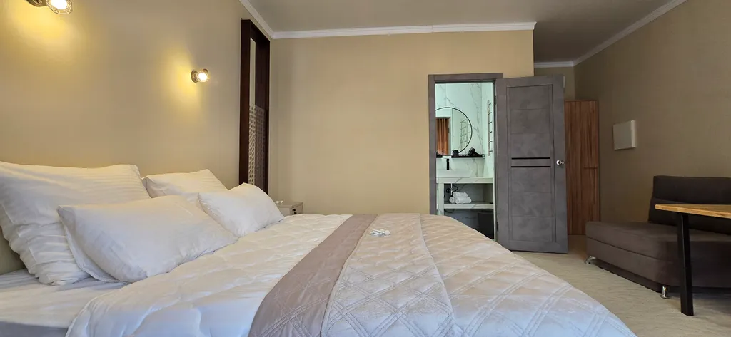 Люкс с панорамным видом на чёрное море и балконом