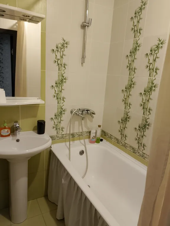 Квартира Квартира Уютная 3-х комнатная напротив ТРЦ Планета — Красноярск