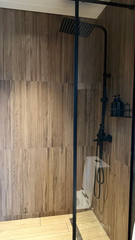 Дом у озера в горах Cozyhouse dolina