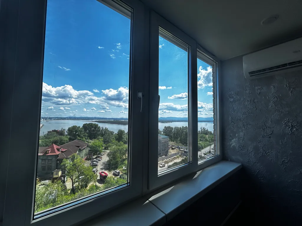 Шикарная Евро-двушка в Центре на берегу реки с потрясающим видом!