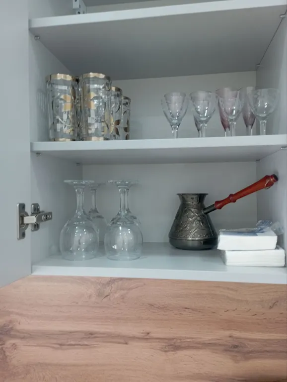 У набережной и пляжа Бриз