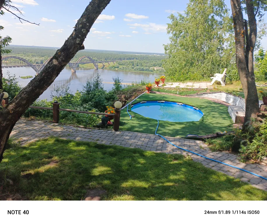 Дом на краю света с видом на Оку рядом с горнолыжной деревней Новинки