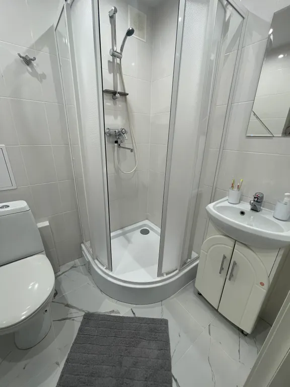 Евродвушка у озера