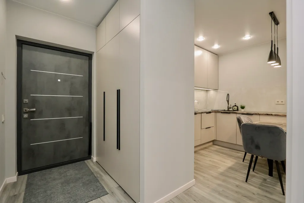 Очаpoвательнaя квaртиpа с пaнopaмным бaлконoм