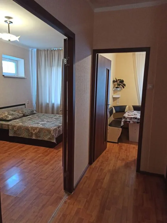 1-комнатная квартира для 4 гостей рядом с жд и автовокзалом