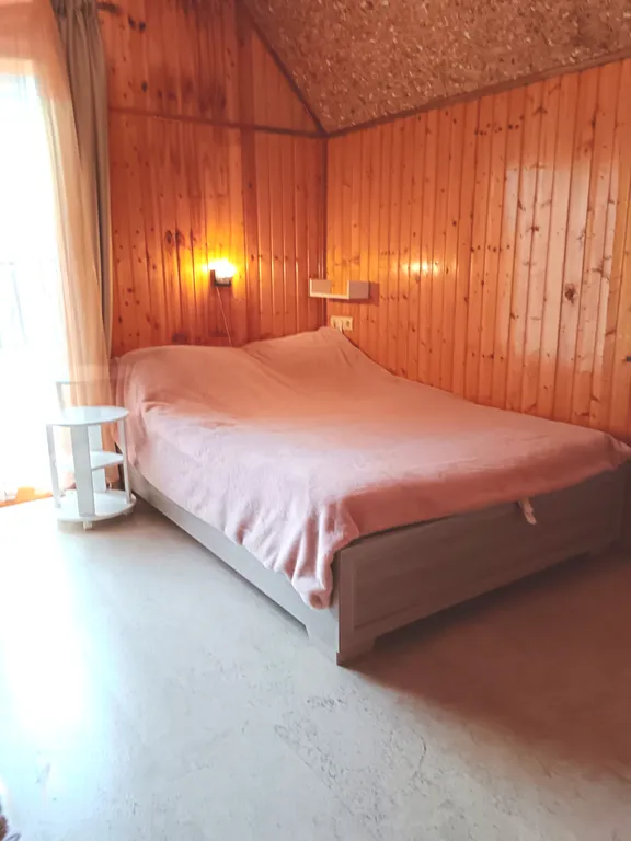 Домик у моря вдали от суеты