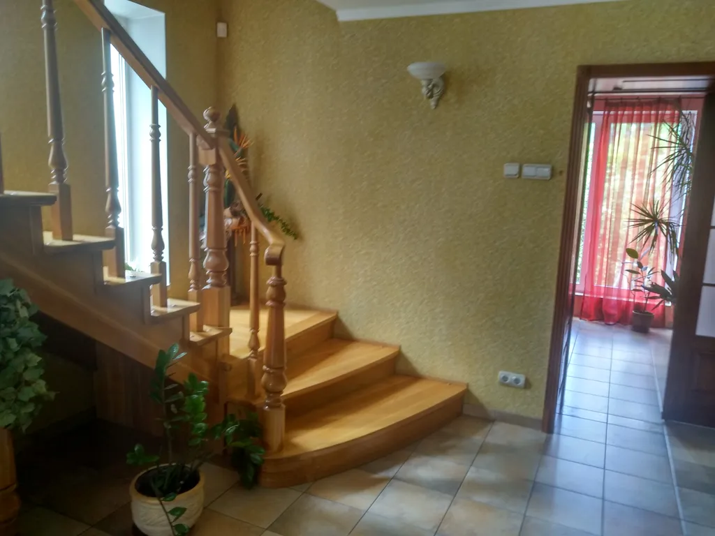 5-комнатный Дом