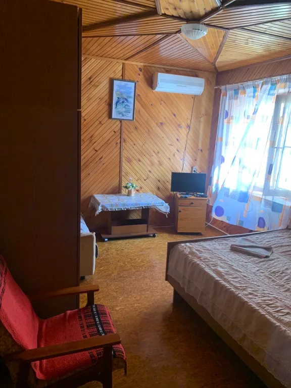 Цена за весь дом, со всеми удобствами на первой линии