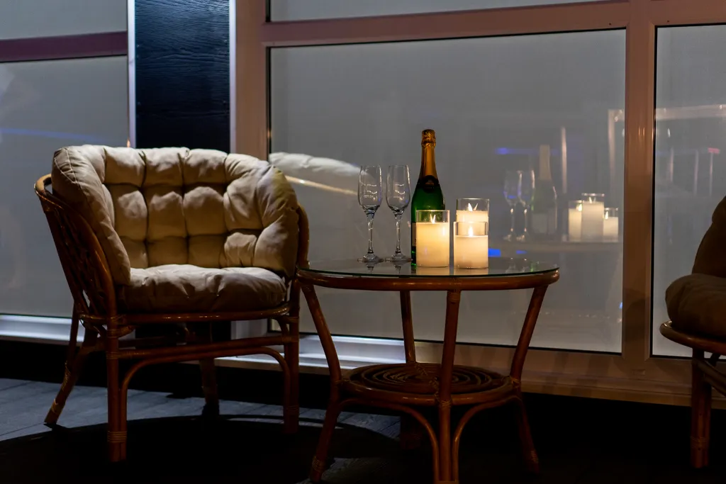 Уютный дом с теплым бассейном, дровяной баней и сибирским чаном