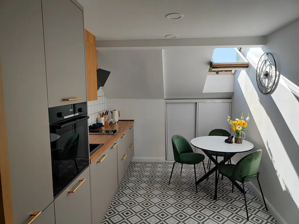 Бывший немец House 57