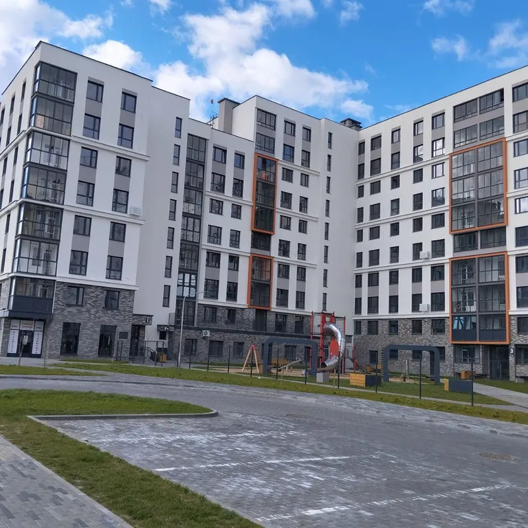 Уютная 2-комнатная квартира с большим камином рядом с центром города