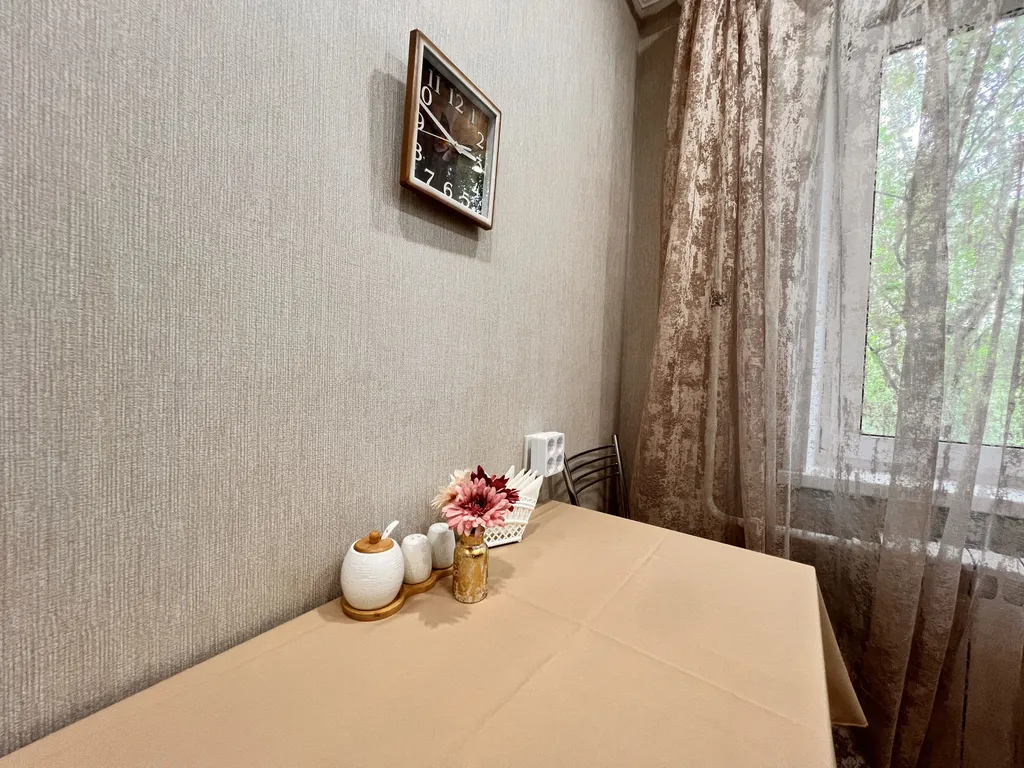 Тихий рассвет на Георгия Димитрова