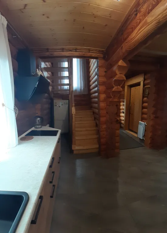 Сруб у моря