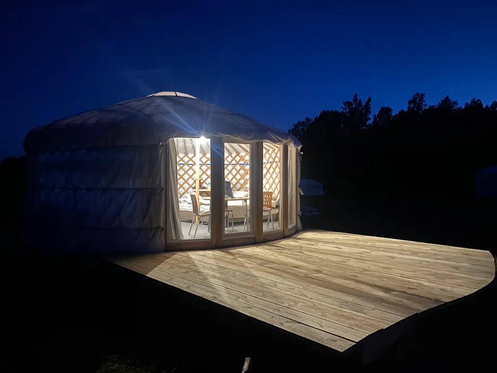 Коттедж Юрта с панорамным окном и видом на горы — аренда посуточно в Аршан