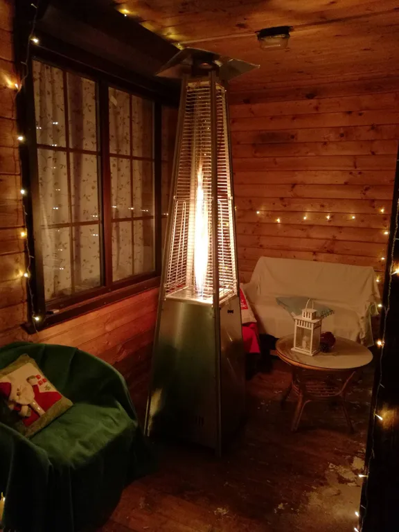 Уютный дом в рядом с лесом