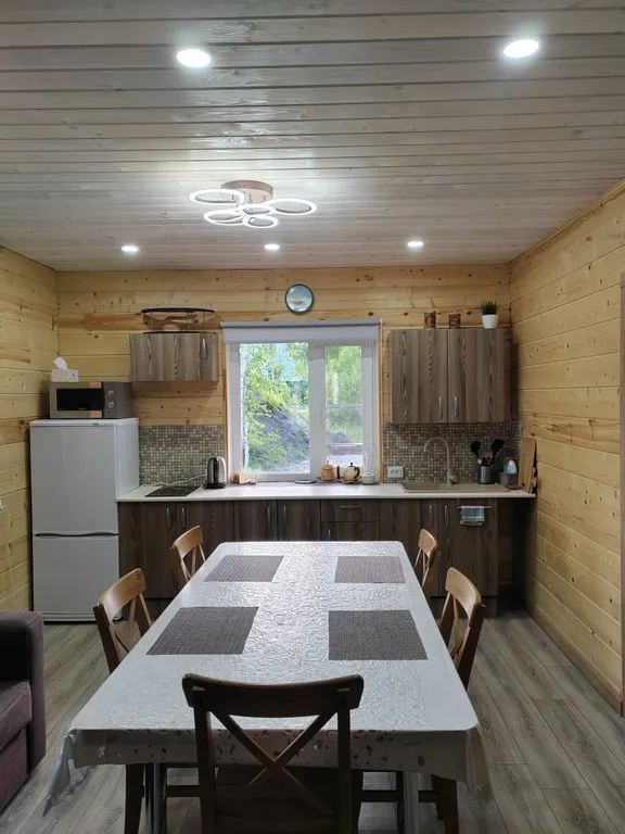 Домик у леса