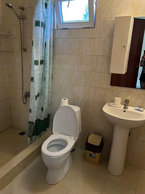 Четырехместный номер с удобствами на Приморской