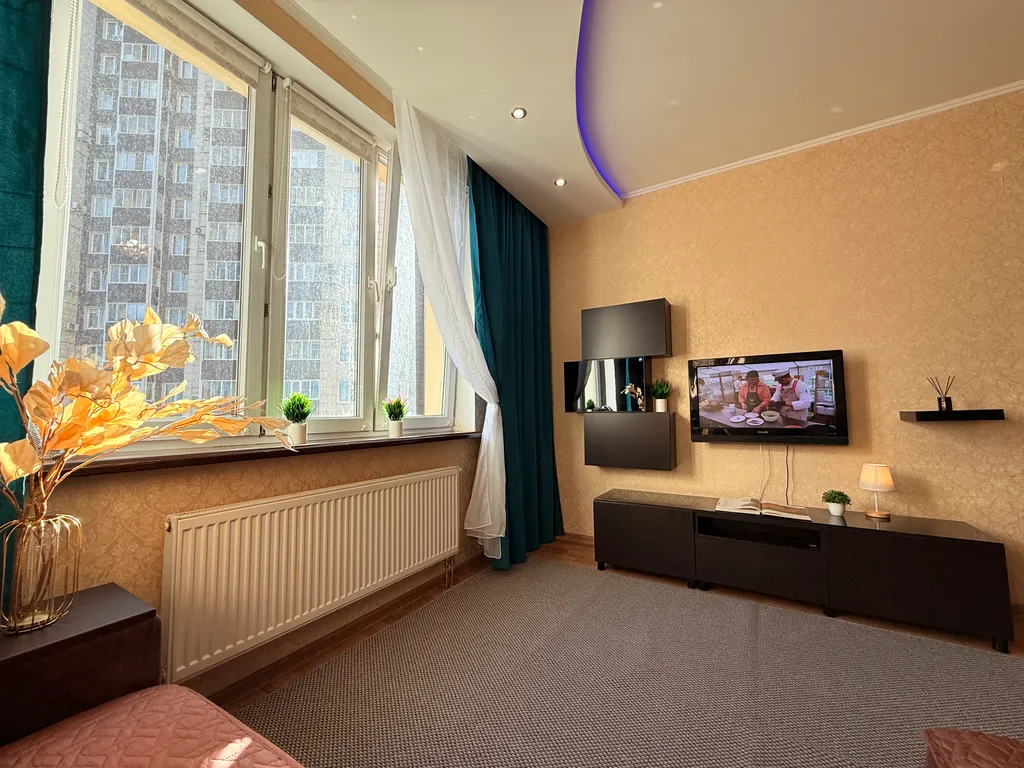 Дизайнерская евро-2-комнатная квартира с рабочей зоной