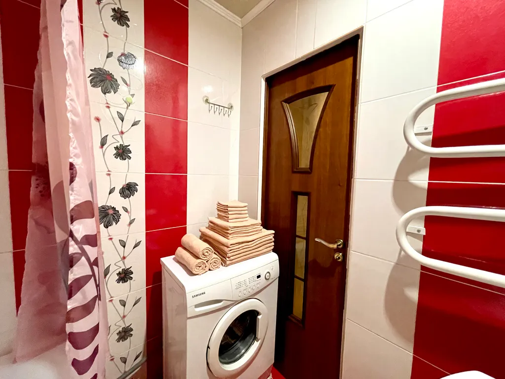 Квартира возле ТЦ Огни