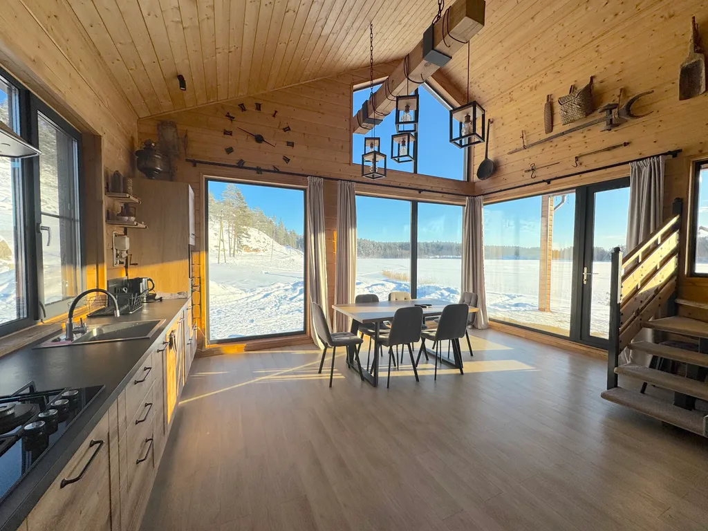 Домик на озере Ихоярви (дом №4)