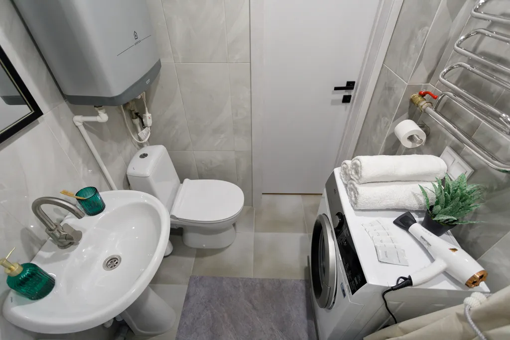 Дизайнерская квартира с камином