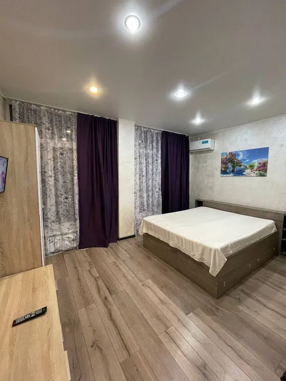 Апартаменты трёхкомнатные с кухней