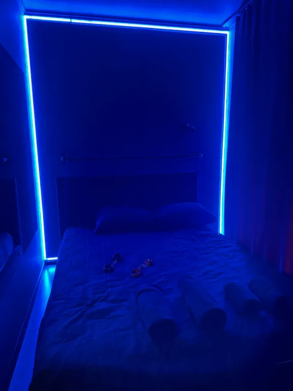 Апартаменты красная комната