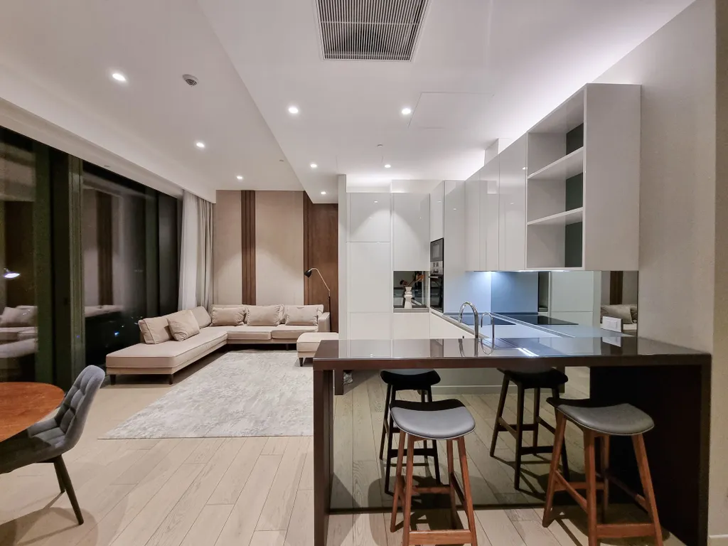 Угловой апартамент в Москва сити