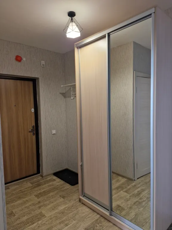 Квартира Квартира Шикарная просторная евротрешка для большой семьи или компании — Ярославль