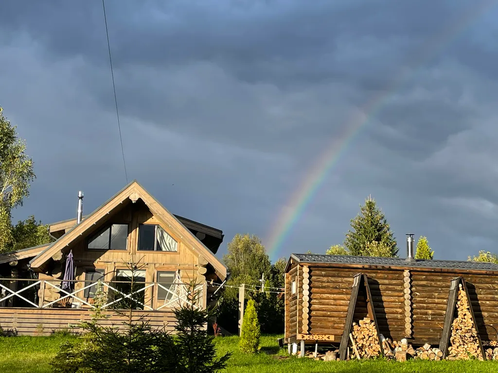 Лакшери изба