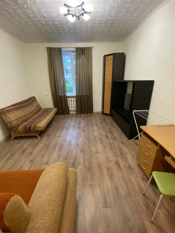 4-комнатная Квартира