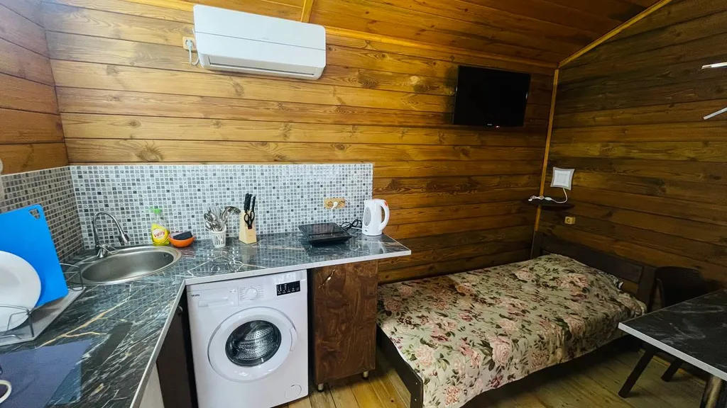 Коттедж Уютные домики — Севастополь