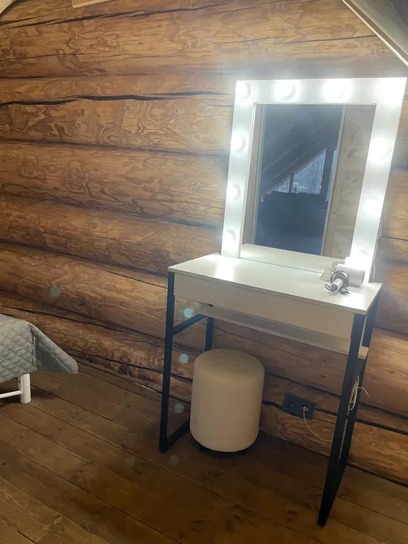 Дом из цельного массива с баней