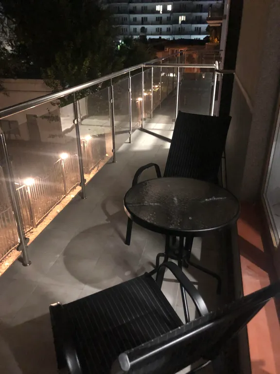 Апартамент с кухней, отдельной спальней с видом на парк