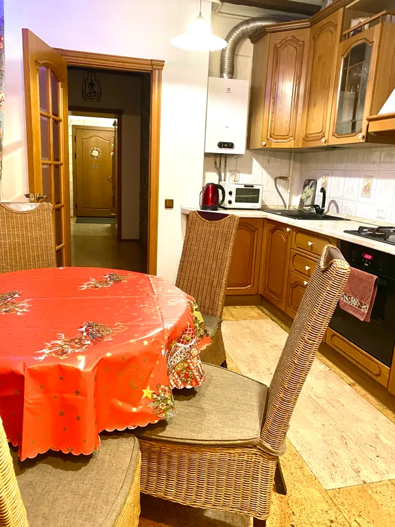 Коттедж Красивый дом с русской баней на дровах и теплым бассейном — Обухово