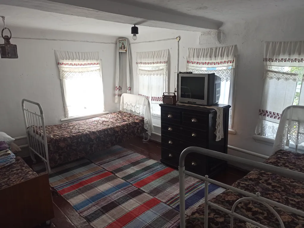 Коттедж Изба в старинном стиле Как у бабушки — аренда посуточно в Кунгур