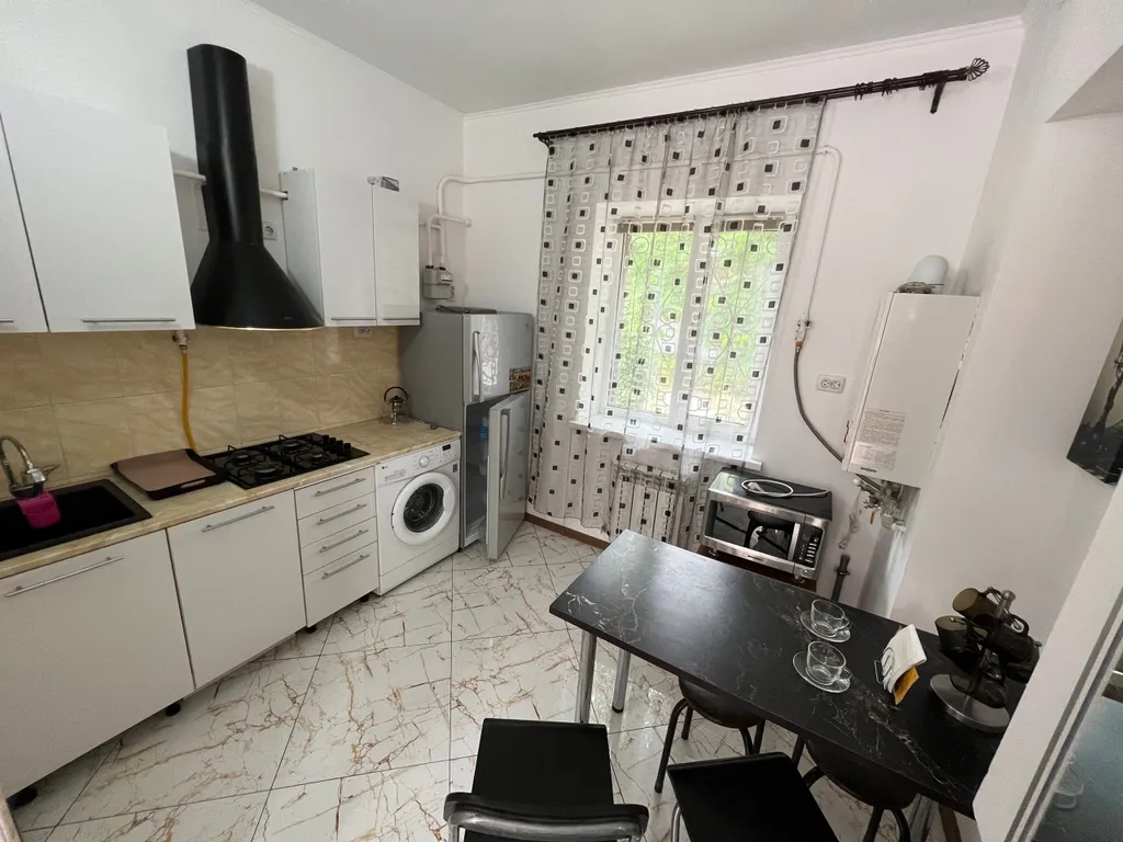 Двухкомнатный дом с большим отдельным двором