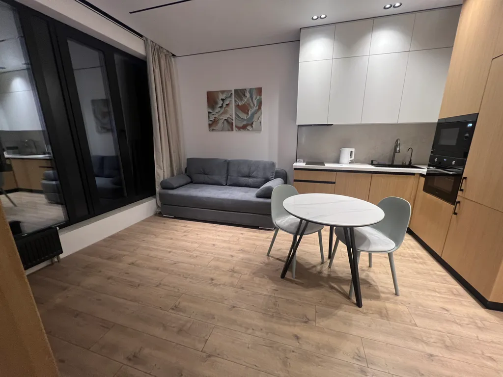 Апартаменты more - первая линия от моря в центре