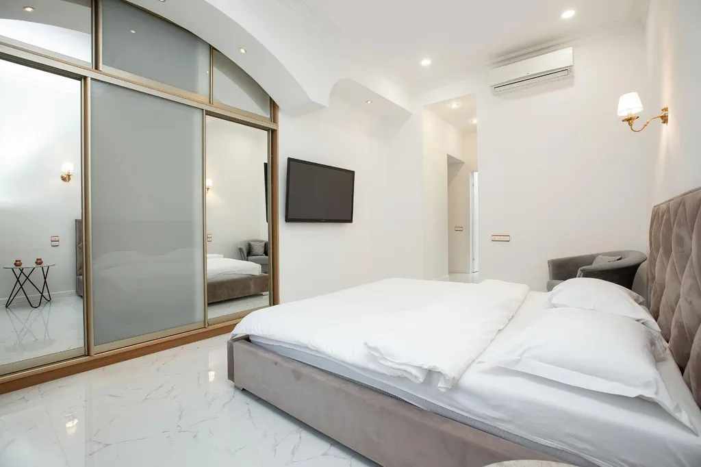 Четырехкомнатные апартаменты с двумя санузлами в золотом квадрате