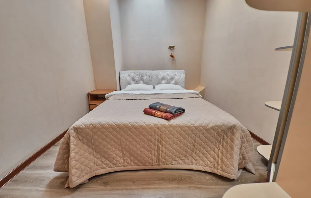 Квартира Трехкомнатные апартаменты в центре — Севастополь