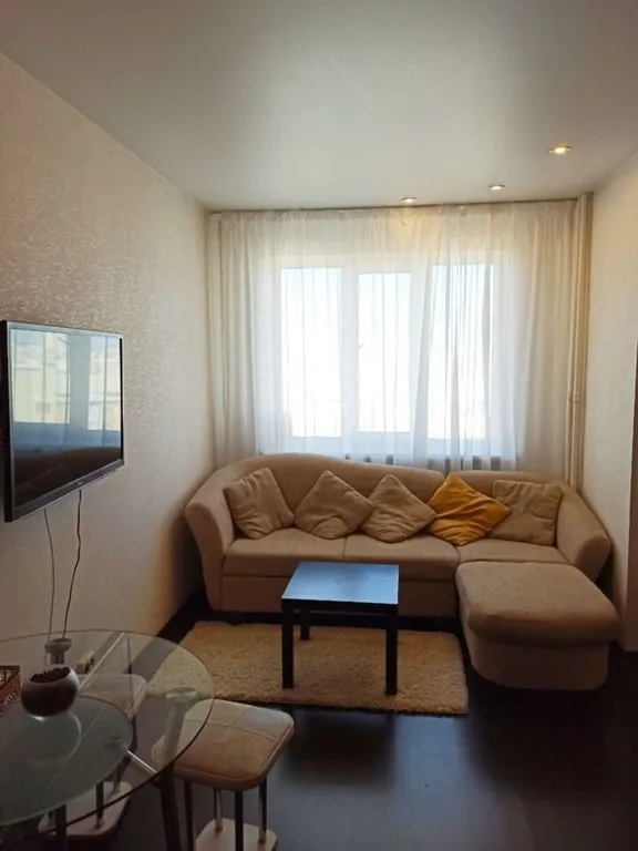 Уютнaя светлая квартира в Рудничнoм рaйонe